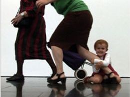 Eulàlia valldosera: 'Dependencias', museo nacional centro de arte Reina Sofía, Madrid