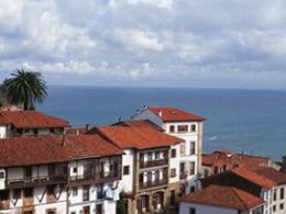 Asturias, un paseo 'Guapu' a orillas del mar
