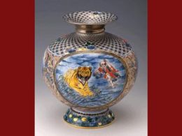 'La sublimación del platino en la moderna cerámica imari: el trabajo de ichiyo yamamoto', museo nacional de cerámica y artes sun