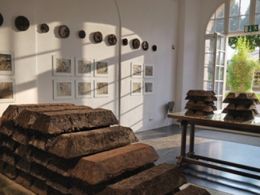 Exposición 'lo que ha de venir ya ha llegado' en Sevilla
