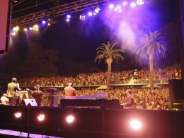 Tom Jones, Miguel Bosé y Carlos Núñez en el Festival Pedralbes 2016