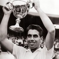 Manolo Santana