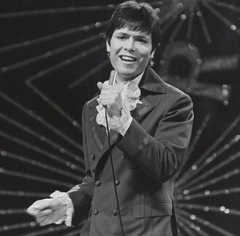 «Congratulations», Cliff