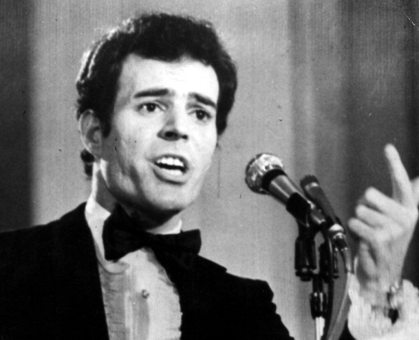 Cantante famoso = película inminente