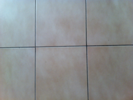 El truco de la abuela para limpiar las juntas de las baldosas o azulejos