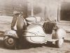Vespa con sidecar. Práctica y confortable
