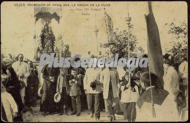 Procesión de nuestra señora de la virgen de la oliva en véjer