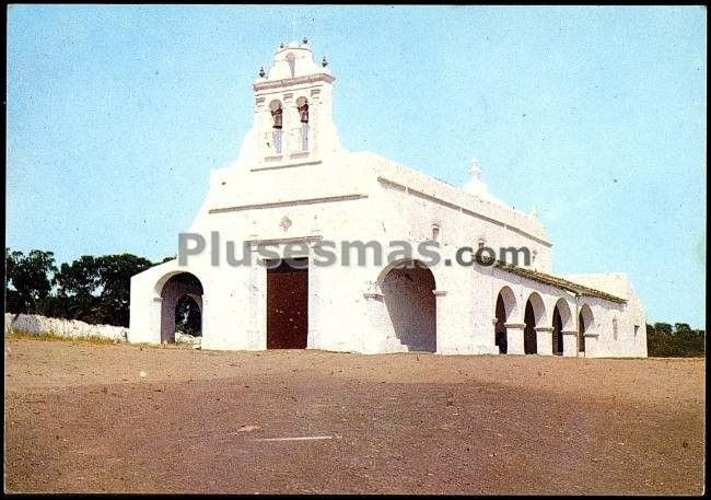 Ermita de ntra. sra de piedras albas en el almendro y villanueva de los castillejos (huelva)