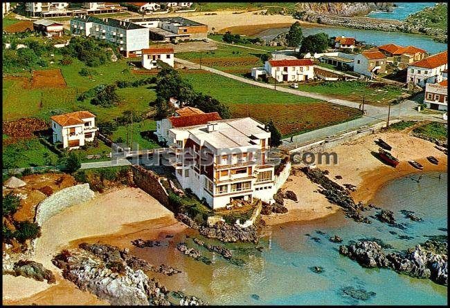 Vista aérea de isla en arnuero (cantabria)