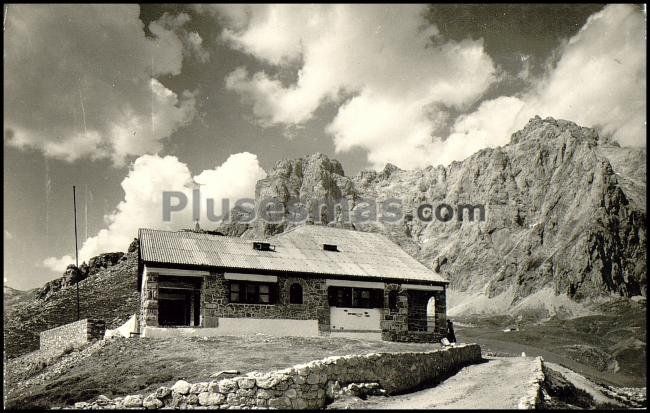 Refugio nacional de oliva en espinama (cantabria)