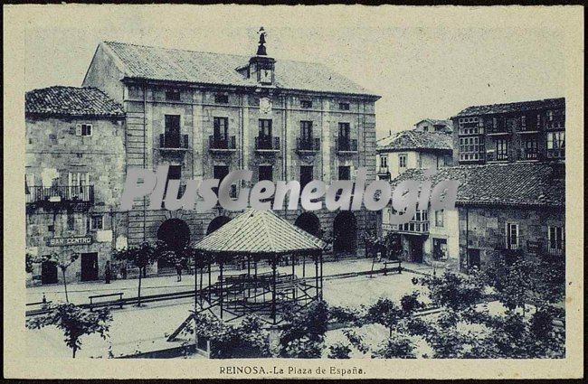 La plaza de españa de reinosa (cantabria)