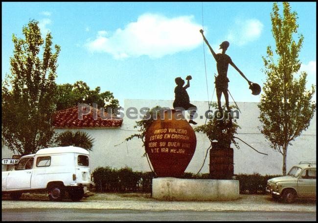 Monumento al quijote de carrión de calatrava (ciudad real)