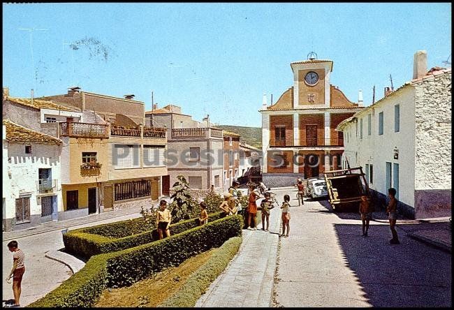 Plaza de cuenca en talayuelas (cuenca)