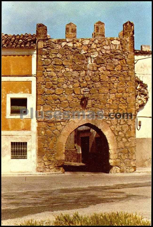 Arco de zorita en almonacid de zorita (guadalajara)