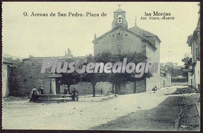 Plaza de las monjas de arenas de san pedro (ávila)