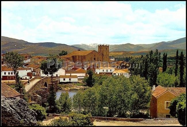 Vista parcial e iglesia de la asunción en el barco de ávila