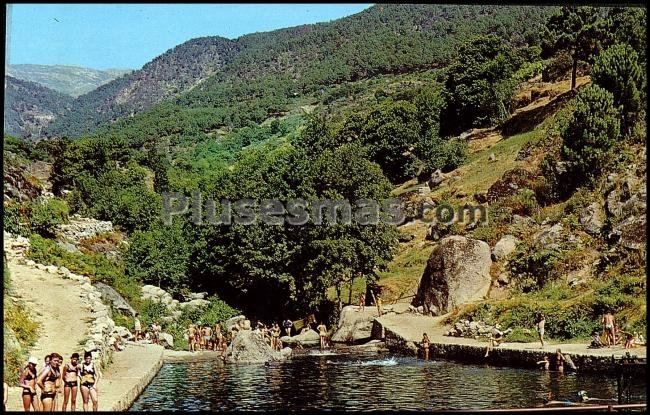 Piscina y garganta del chorro en gavilanes (ávila)