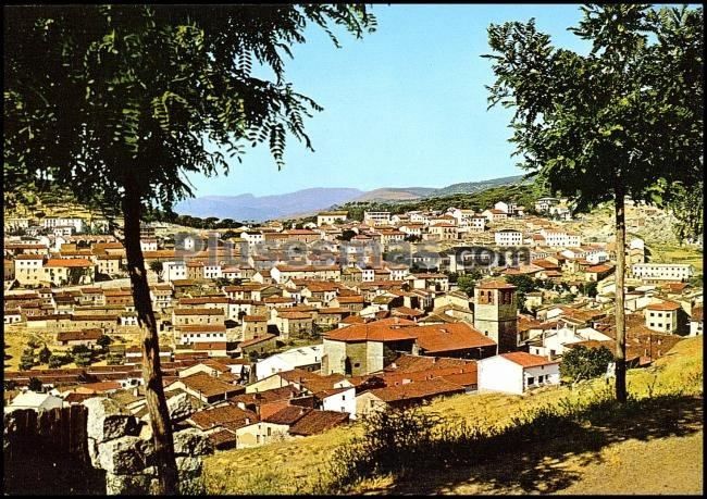 Vista general de hoyo de pinares (ávila)