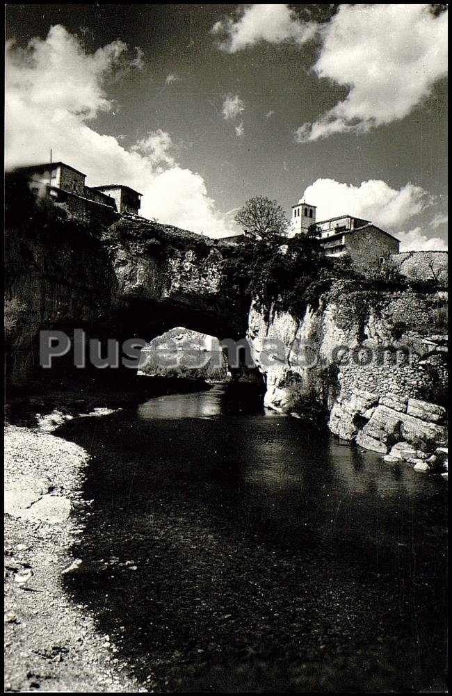 Río nela y ojo natural. puentedey (burgos)