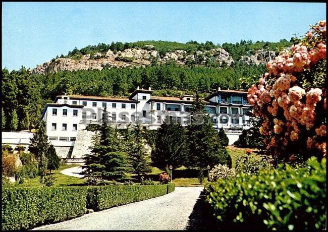 Casa infantil en pola de gordón (león)