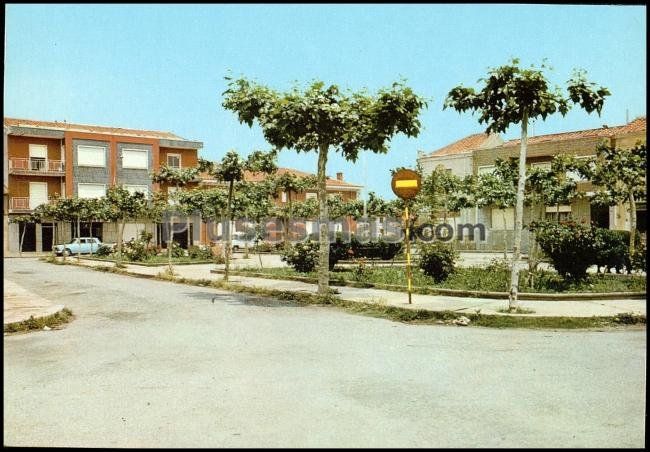 Plaza josé antonio en santa maría del páramo (león)