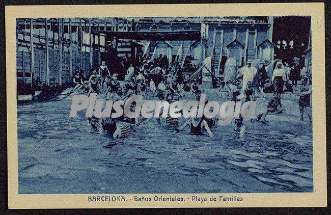 Playa de familias - baños orientales en barcelona