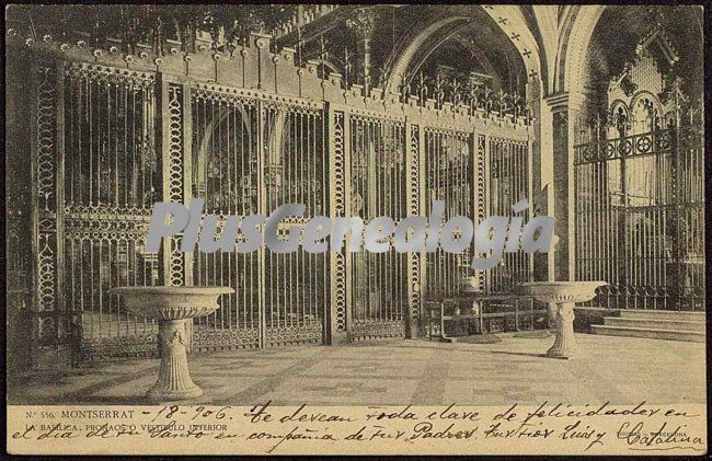 Vestíbulo interior de la Basílica de Montserrat (Barcelona)