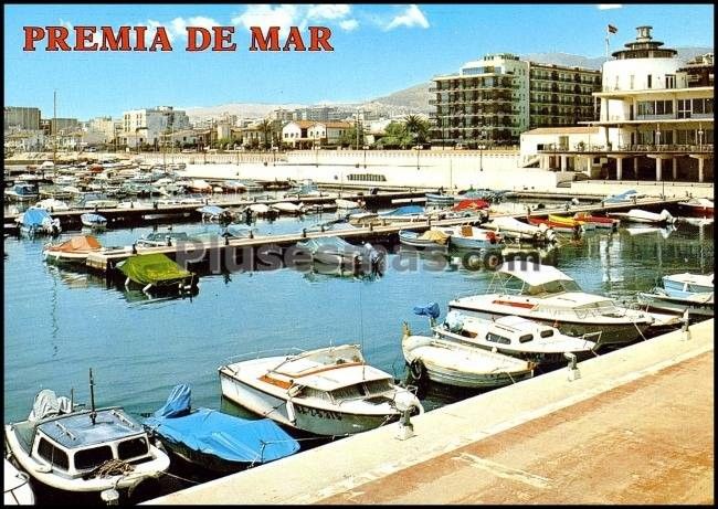 Embarcaderos del Club Náutico en Barcelona