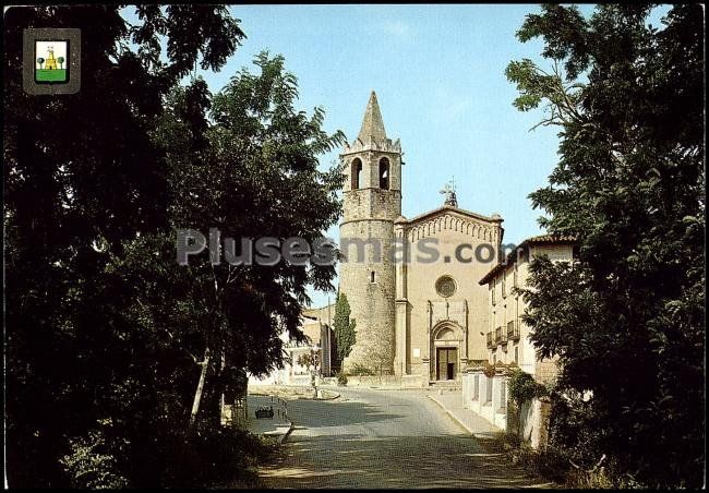 Entrada a la Villa e Iglesia Parroquial en Barcelona