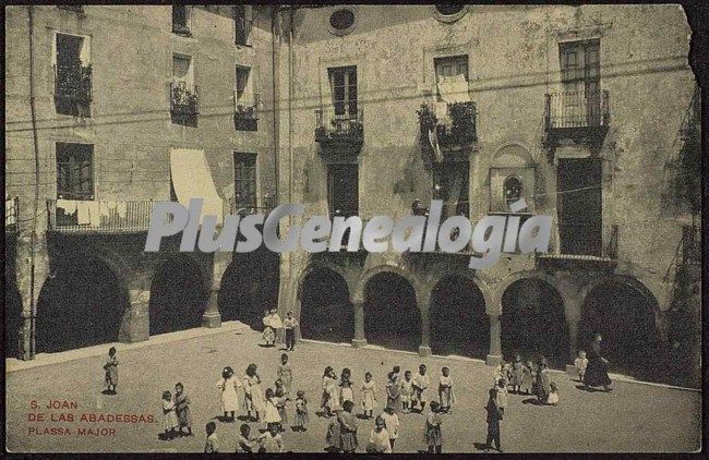 Plassa major de sant joan de les abadeses (girona)