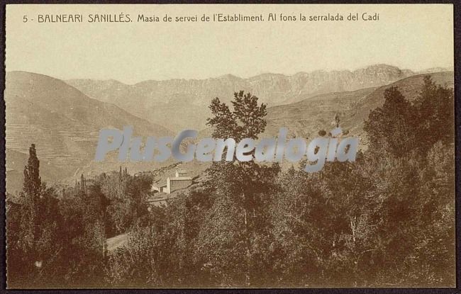 Masia de servei d l´establiment. al fons la serralada del cadí de sanillès (lleida)