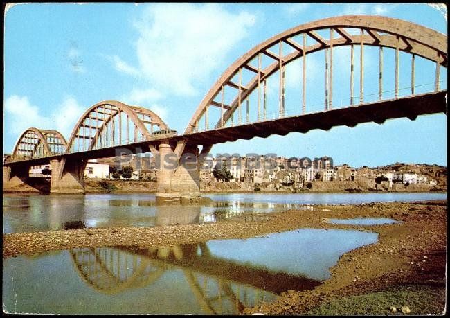 Puente sobre el ebro en mora de ebro (tarragona)