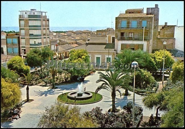 Plaza del generalísimo en guardamar (alicante)
