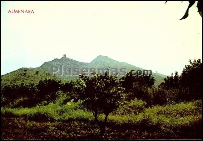 Panorámica del castillo de almenara (castellón)