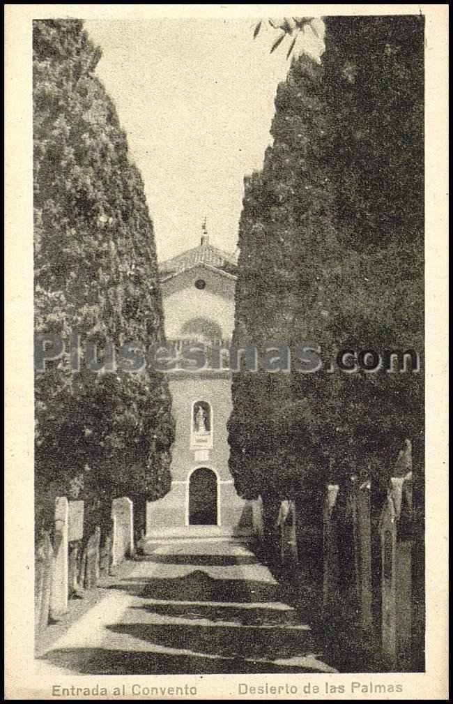 Entrada al convento de desierto de las palmas (castellón)