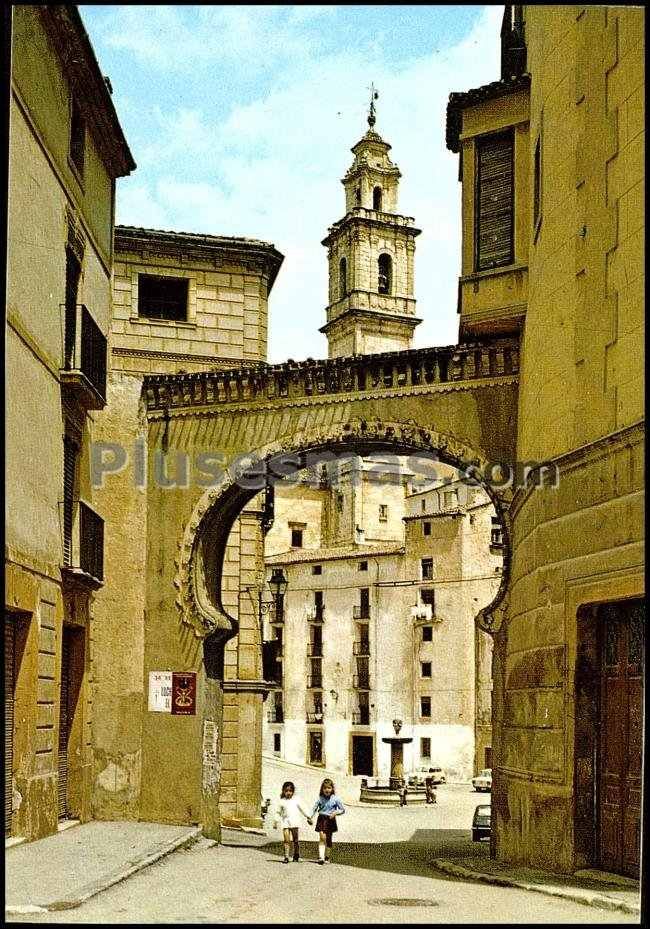 Arco y campanar de bocairente (valencia)