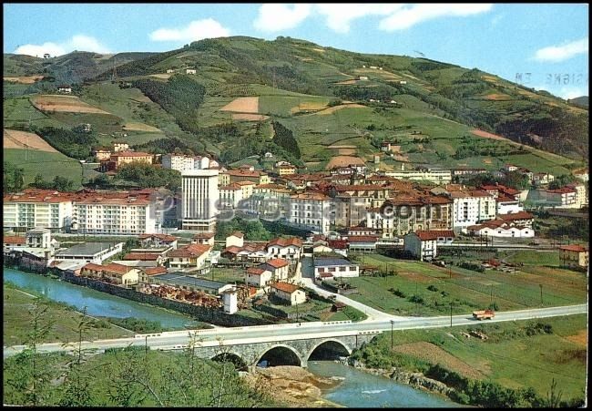 Vista general de ordicia antiguamente también llamada villafranca de oria (guipúzcoa)