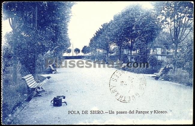 Un paseo del parque y kiosco en pola de siero (asturias)