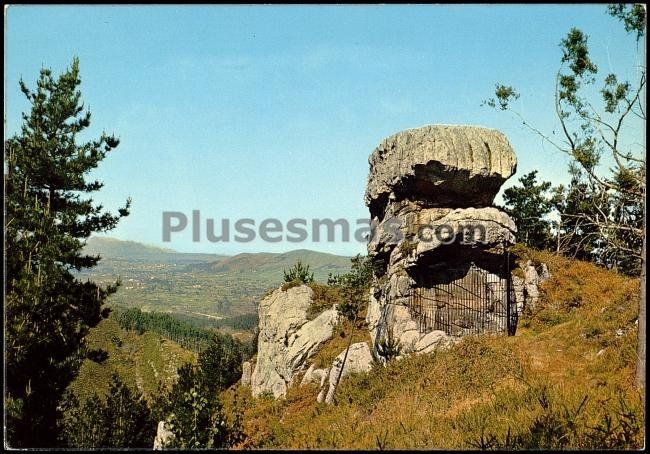 Peña tú megalith. puertas de vidiago 