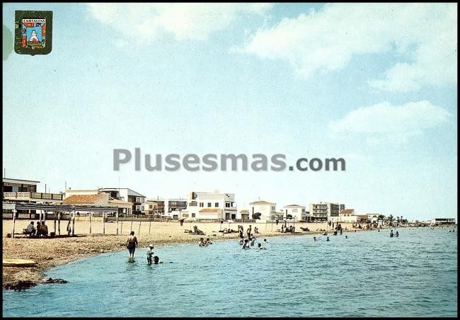 Playa en islas menores (murcia)