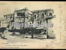 Puerta de los reyes de la catedral de palencia
