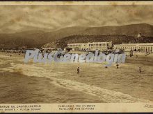 Baños de Castelldefels en la playa gigante (Barcelona)