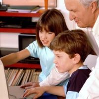 ¿Escuchas a tus nietos y les aconsejas sobre sus problemas?