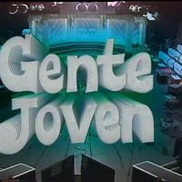 ¿Quién presentaba el programa 'Gente joven'?