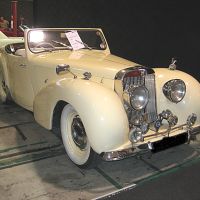 TRIUMPH ROADSTER (1948-1949)