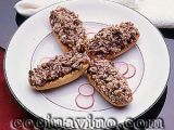 Barquitas de revuelto con morcilla