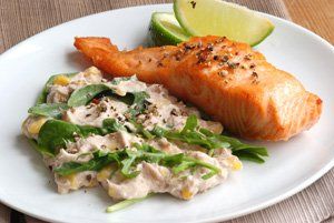 Salmón con garbanzos y espinacas